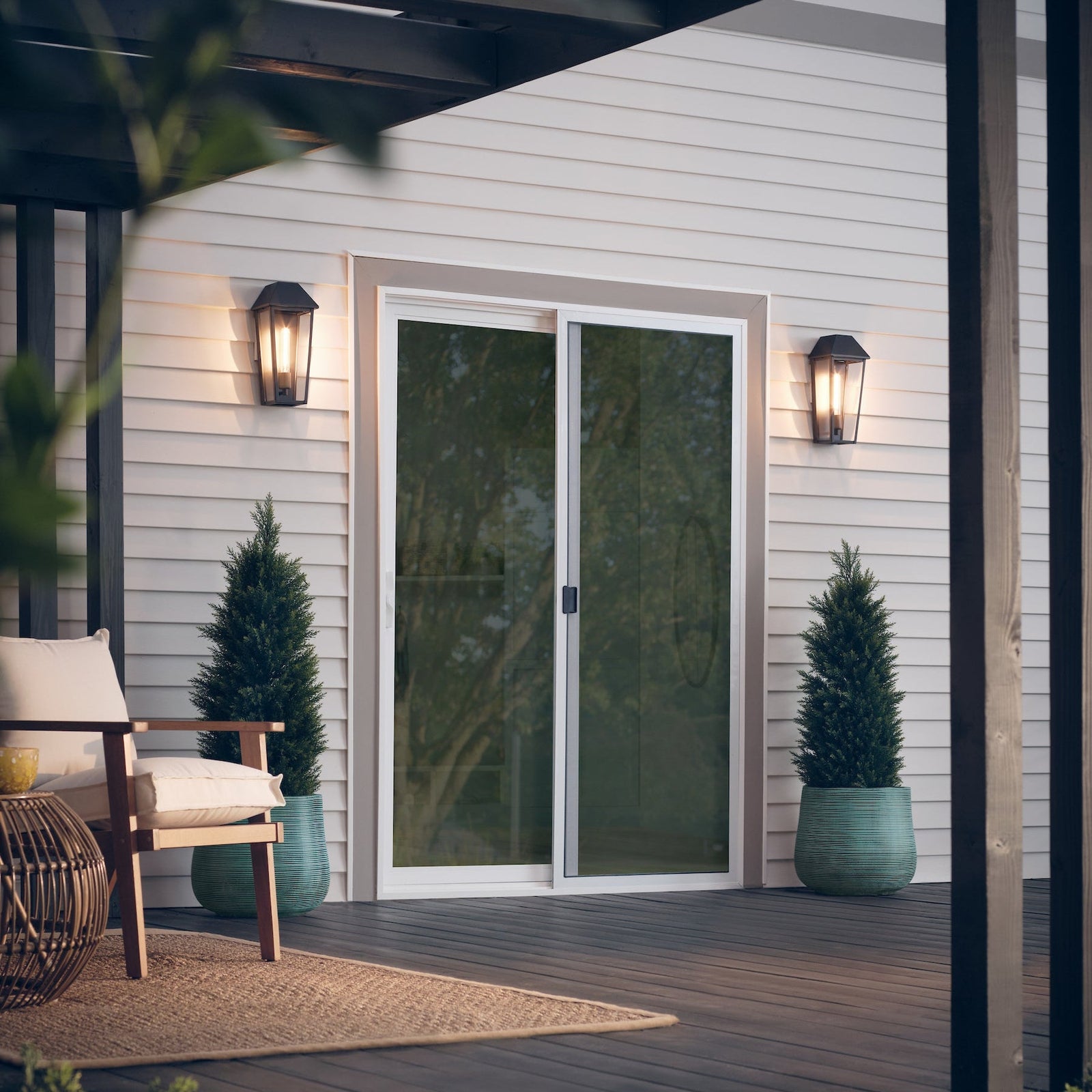 Maclin 1L Outdoor Lantern- 82084BK